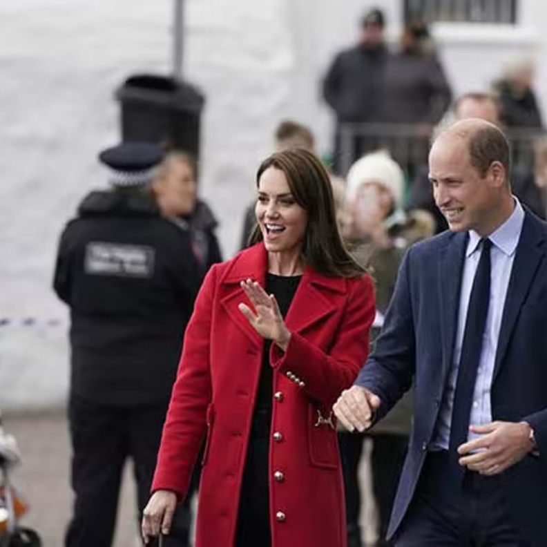 الأمير وليام وزوجته يزوران ويلز للمرة الأولى منذ إعلانهما أمير وأميرة ويلز