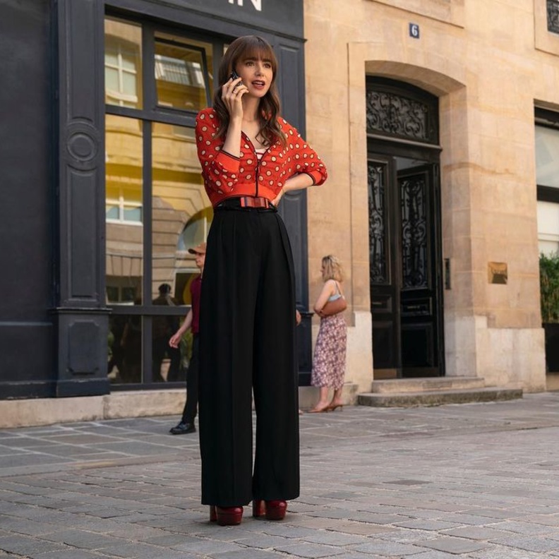 ايميلي في باريس 