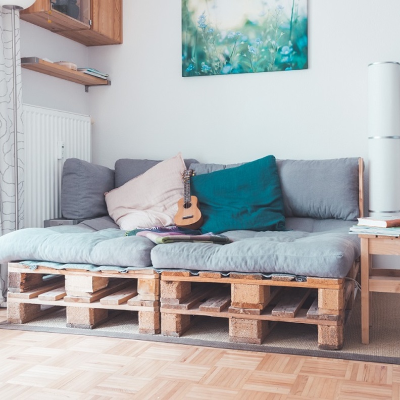 أريكة بوسائد ومخدات هابطة