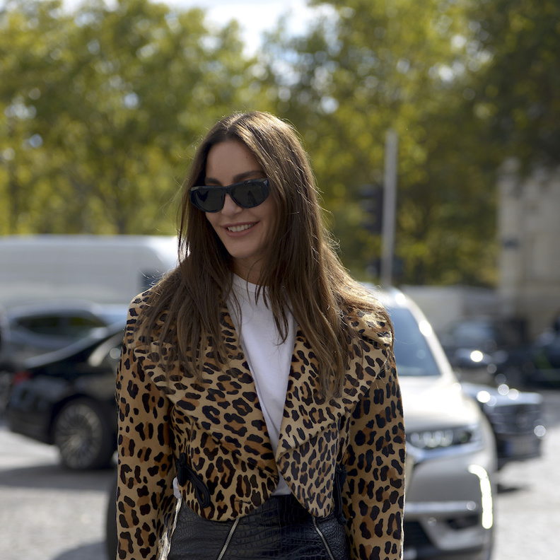 20 فكرة لتنسيق نقشات جلود الحيوانات في اطلالاتك الخريفية 