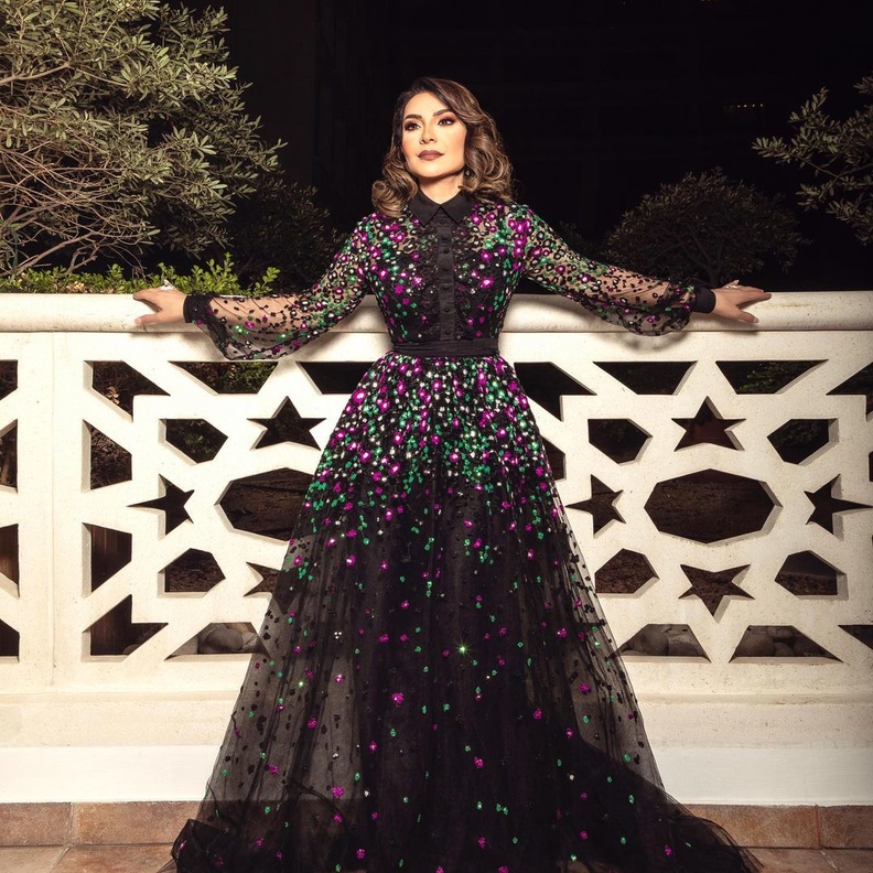 إطلالات المشاهير في زواجات خريف 2022