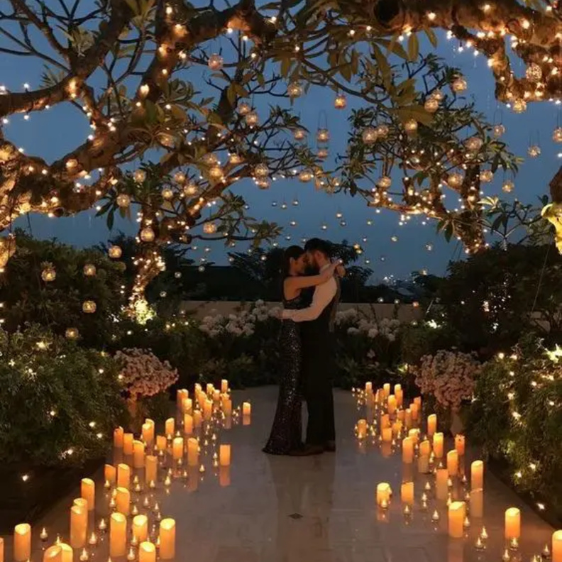 أفكار إضاءة رومانسية حالمة لحفلات الزفاف