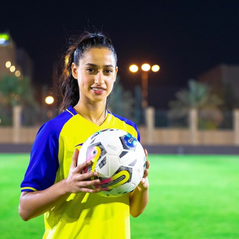 من هي "حصة العيسى" التي انفردت في صدارة قائمة هدافات الدوري السعودي بـ 6 أهداف؟