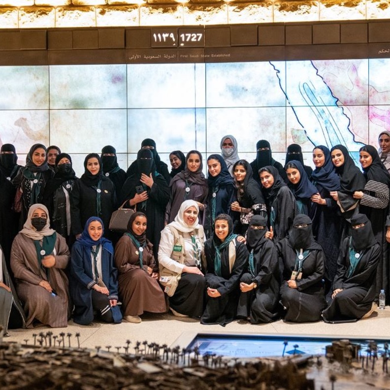 بحضور الأميرة "سما بنت فيصل".. الدرعية تحتضن أول مشاركة نسائية مفتوحة على مستوى المملكة في برامج الكشافة