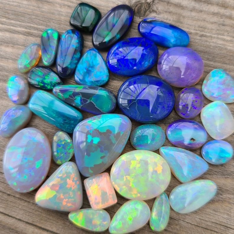 بدأ الربط بين حجر الأوبال والحظ العاثر في القرن التاسع عشر