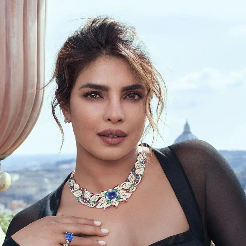 بريانكا شوبرا خلال حملة العلامة التجارية الجديدة لبولغري ‘Unexpected Wonders’