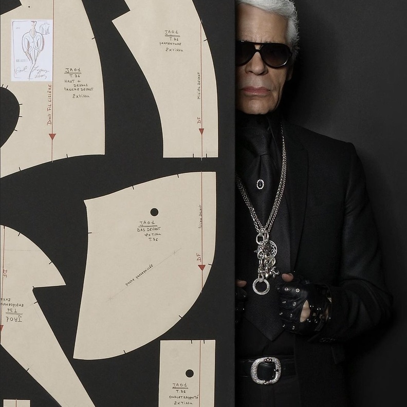 Met Gala 2023 تحتفل بالمصمم الراحل كارل لاغرفيلد