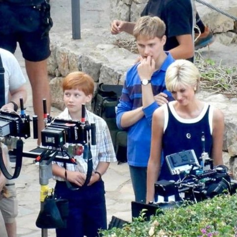 شبكة نتفليكس تبحث عن ممثل ليقوم بدور الأمير هاري في الموسم الجديد من مسلسل The Crown