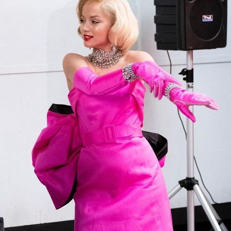 صورة نشرتها آنا دي أرماس على صفحتها على انستقرام