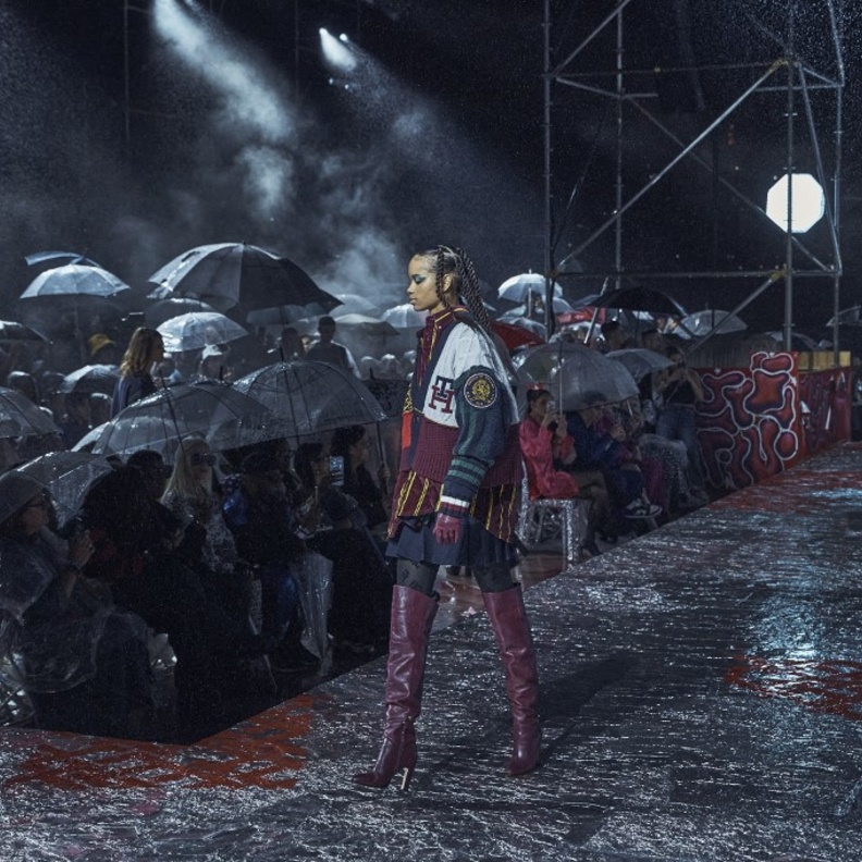 عرض Tommy Hilfiger عبر ميتافيرس