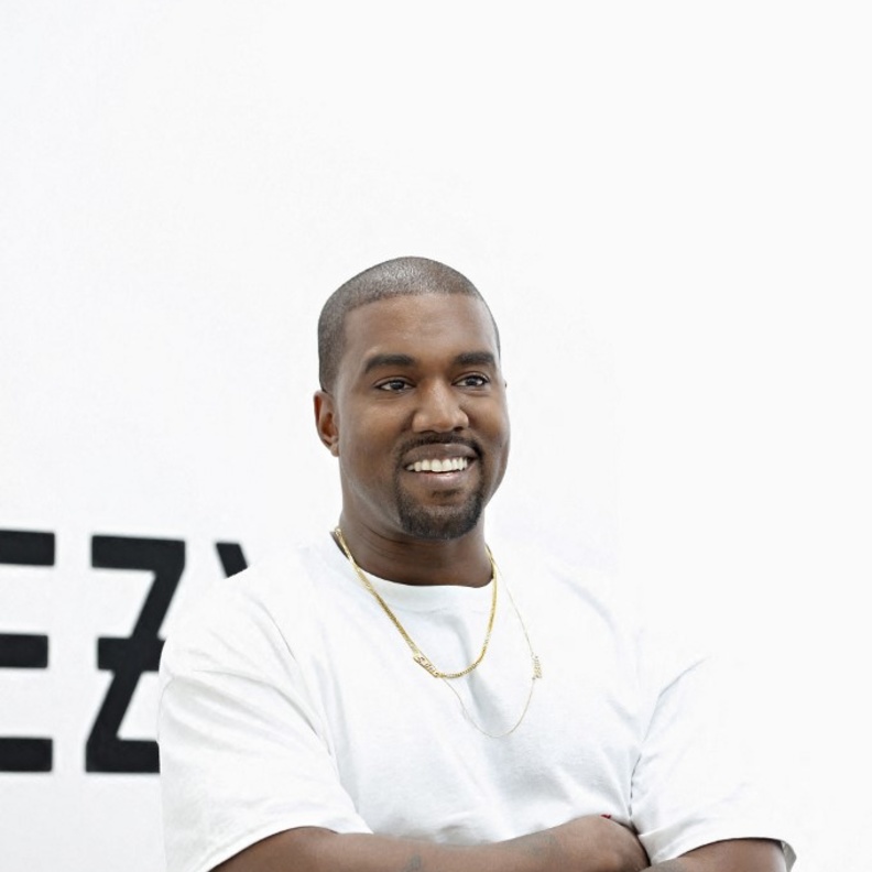 قضية مغني الراب ومصمم الأزياء كاني ويست ما زالت تتفاعل