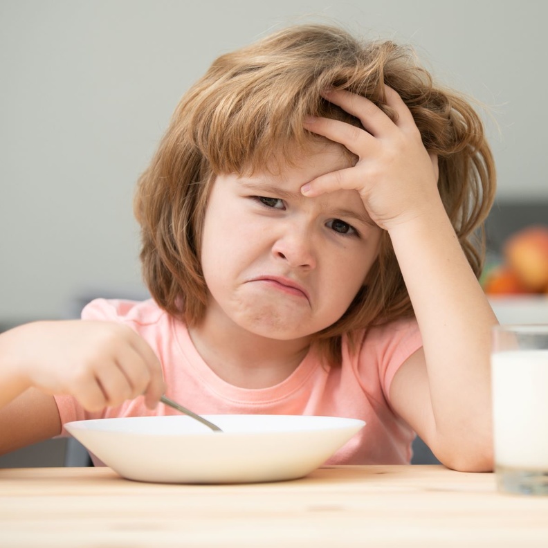 نصائح بسيطة لعلاج فقدان شهية الطفل