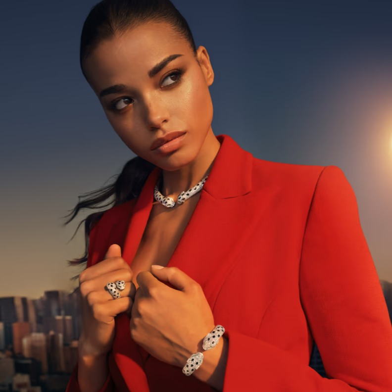 يرتبط الفهد المرقط باسم دار كارتييه للمجوهرات 