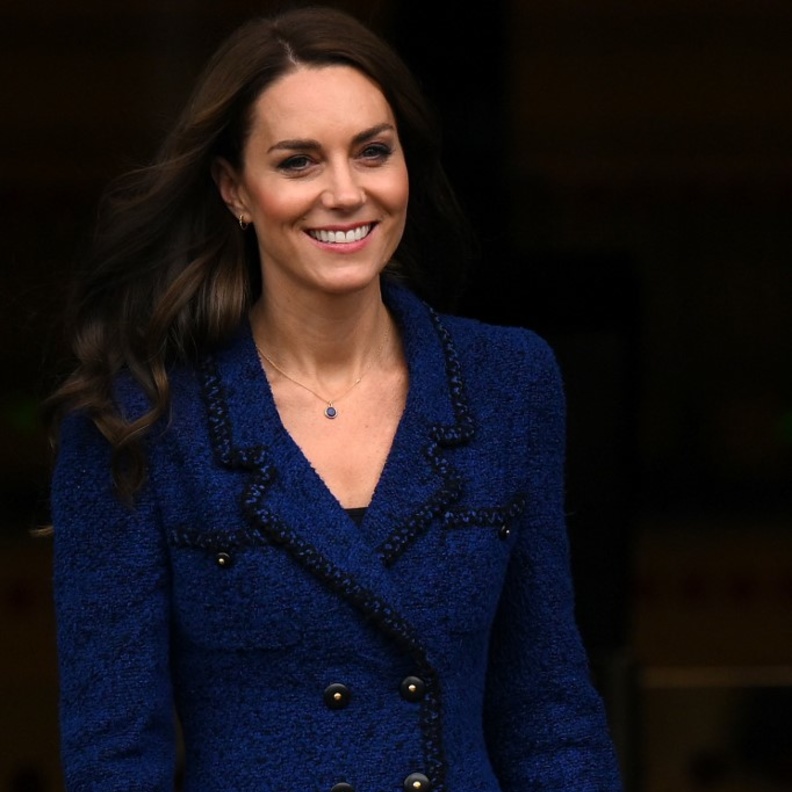 يعود تاريخ جاكيت شانيل التي تألقت بها إلى عام 1995