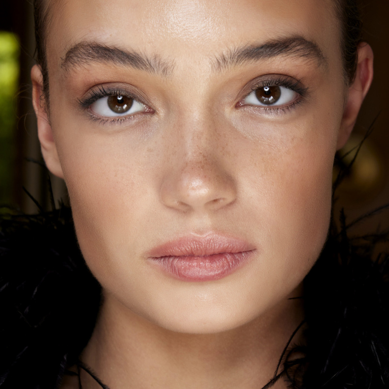 فوائد حقن البلازما للتخلص من الهالات السوداء ومتى تظهر نتائجها