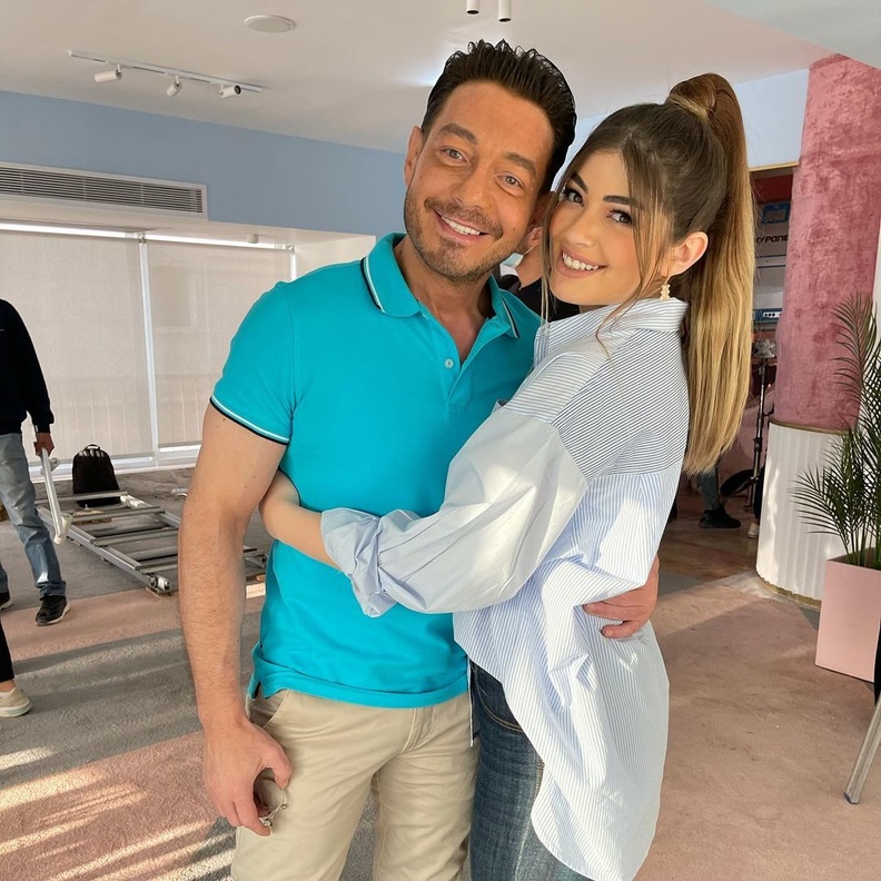 أحدثهن ليلى أحمد زاهر .. بنات نجوم خضن مجال الغناء وأبرز أعمالهن الفنية