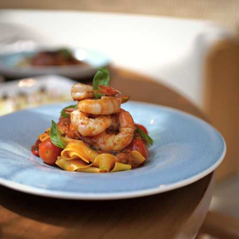 مهرجان Greek Fest في مطعم Meraki: احتفال بالثقافة والضيافة اليونانية في قلب الرياض