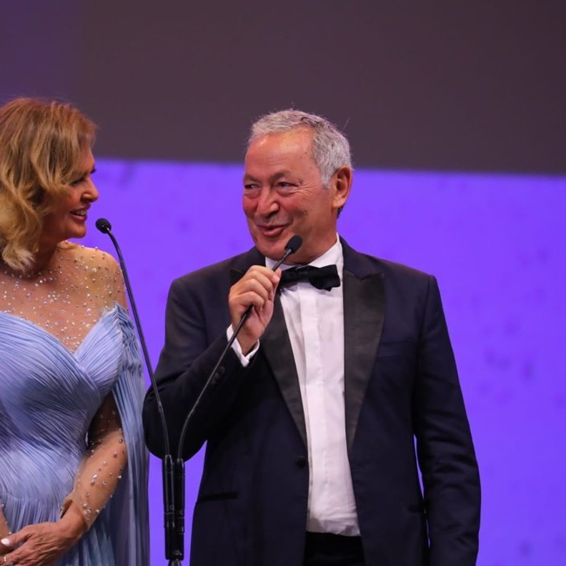 سميح ساويرس ويسرا