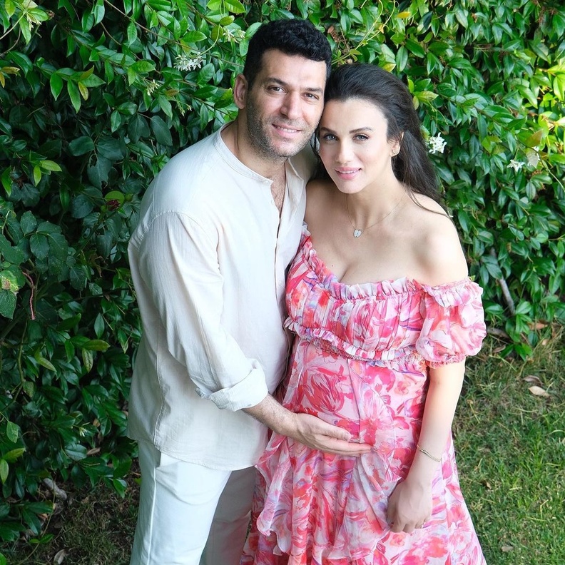  إيمان الباني تحتفل بقدوم مولودها الأول