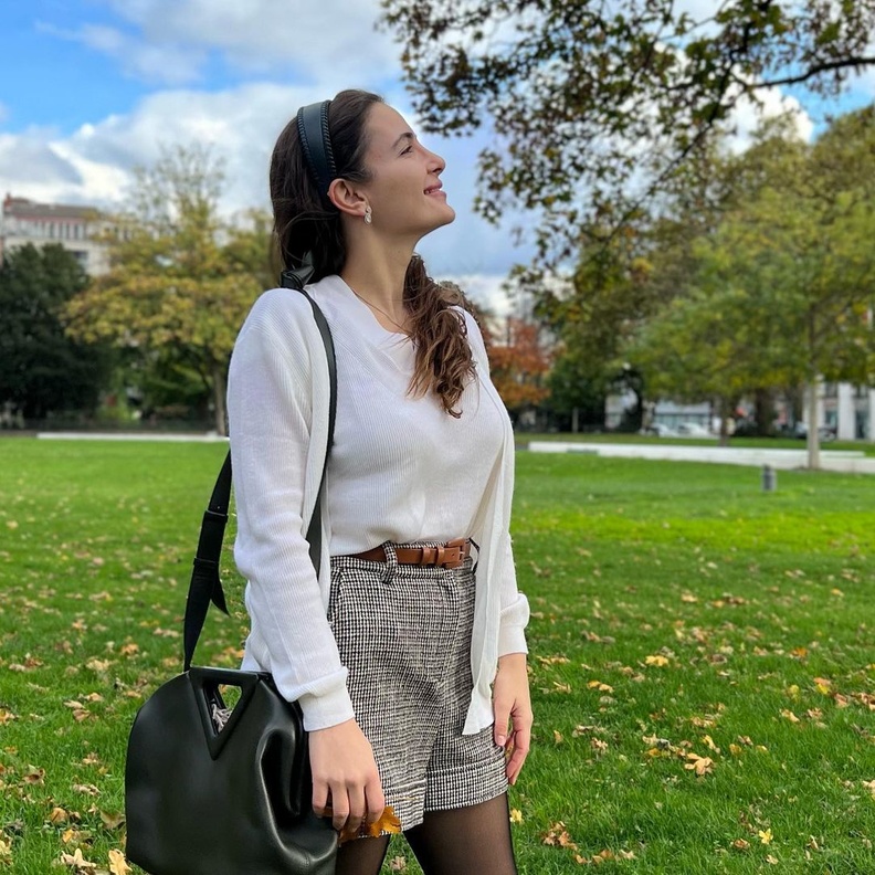 شاهدوا كيف تطورت أزياء شام الذهبي بعد الزواج