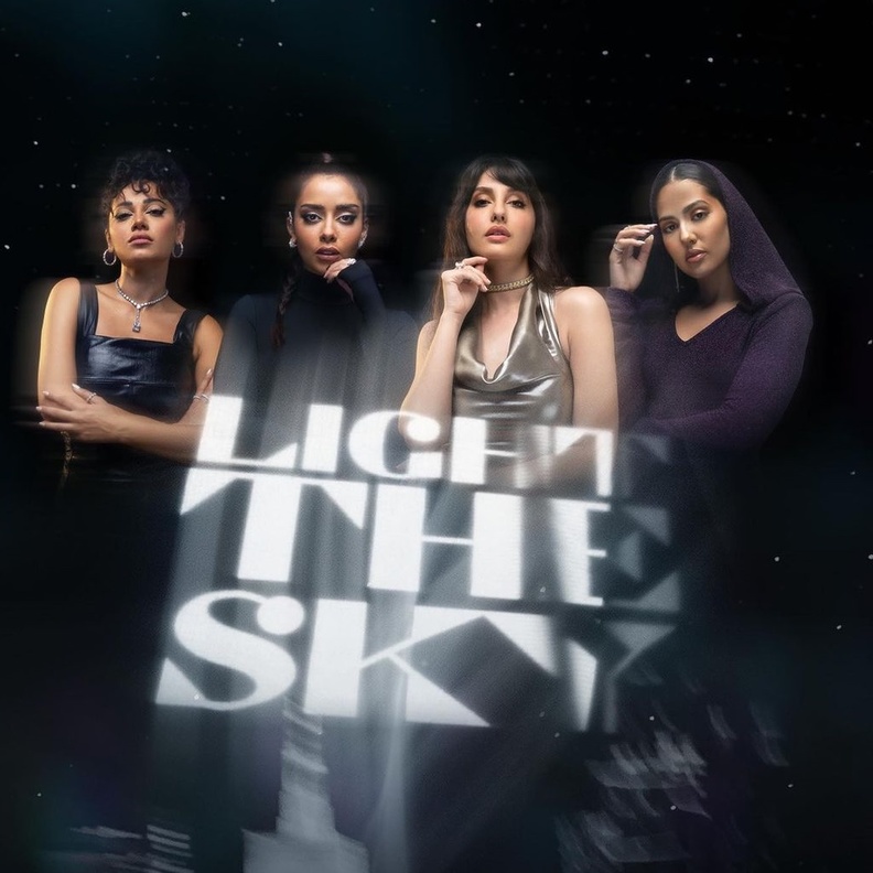النجمات العرب في أغنية "Light The Sky"