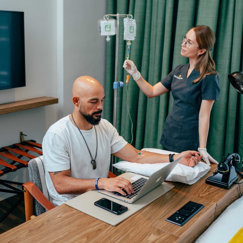 لم يسبق للراحة والإستجمام أن كانا بهذه الروعة: عيادة Elixir في فندق 25hours Hotel One Central