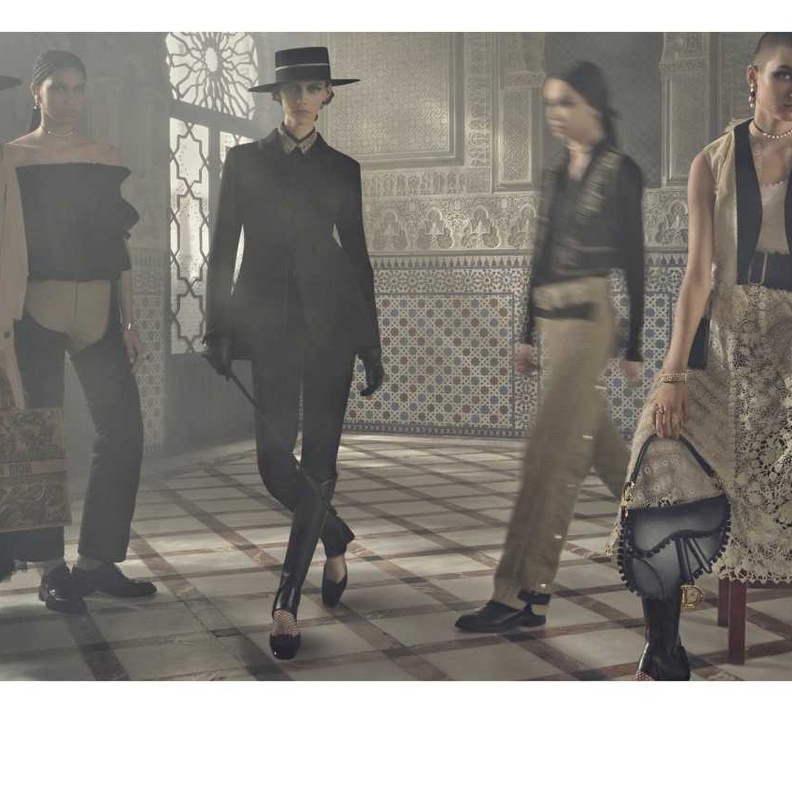  Dior تقدّم  الحملة الإعلانيّة لمجموعة كروز Cruise للعام 2023