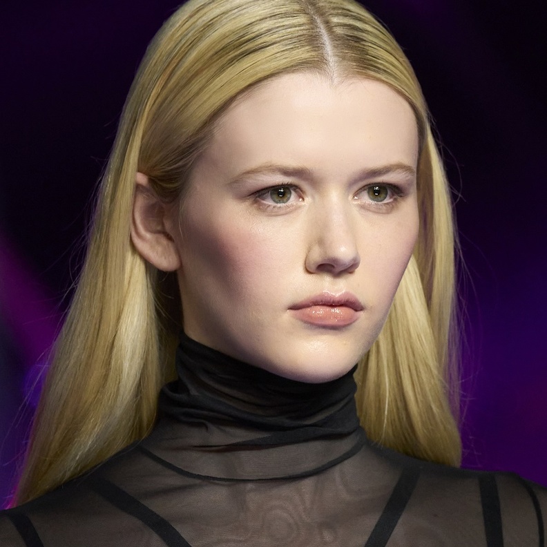 حلول طبيعية سريعة لترطيب وتوريد الشفاه في الشتاء