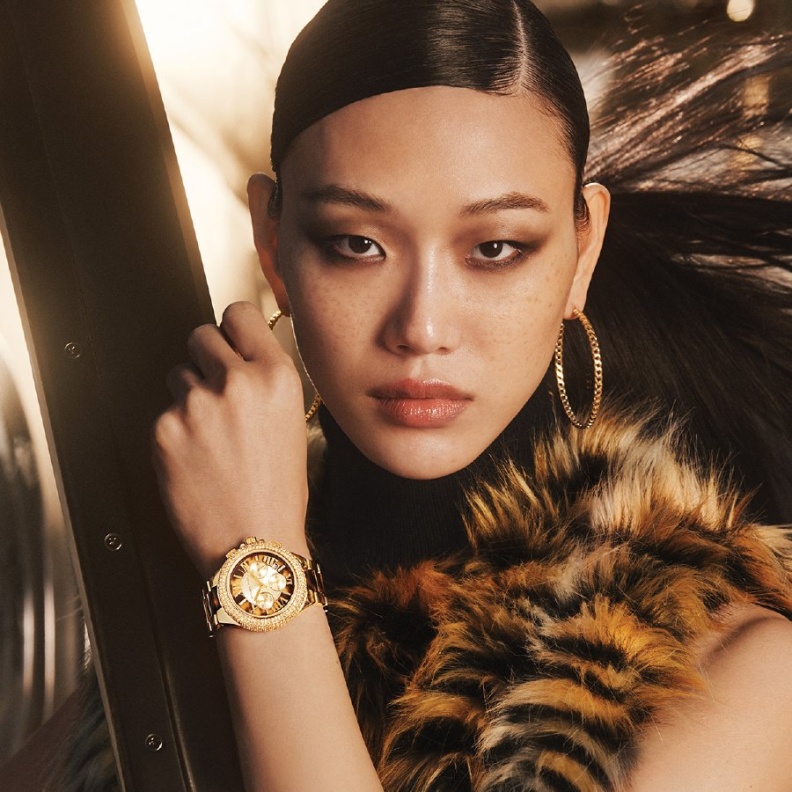 الحملة الإعلانية الجديدة لخريف 2022 لكل من مجموعتي MICHAEL KORS وMICHAEL KORS MENS