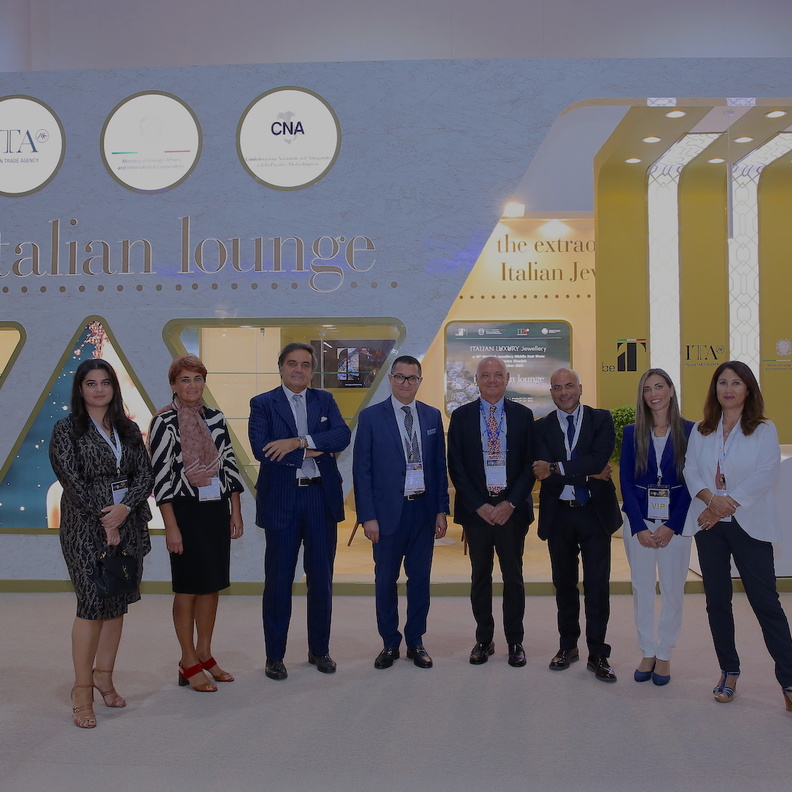 مليار يورو قيمة صادرات المجوهرات الإيطالية إلى دولة الإمارات العربية المتحدة سنوياً