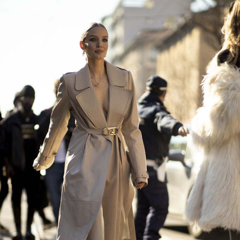 ألوان النيود من أحدث صيحات موضة خريف وشتاء 2022-2023