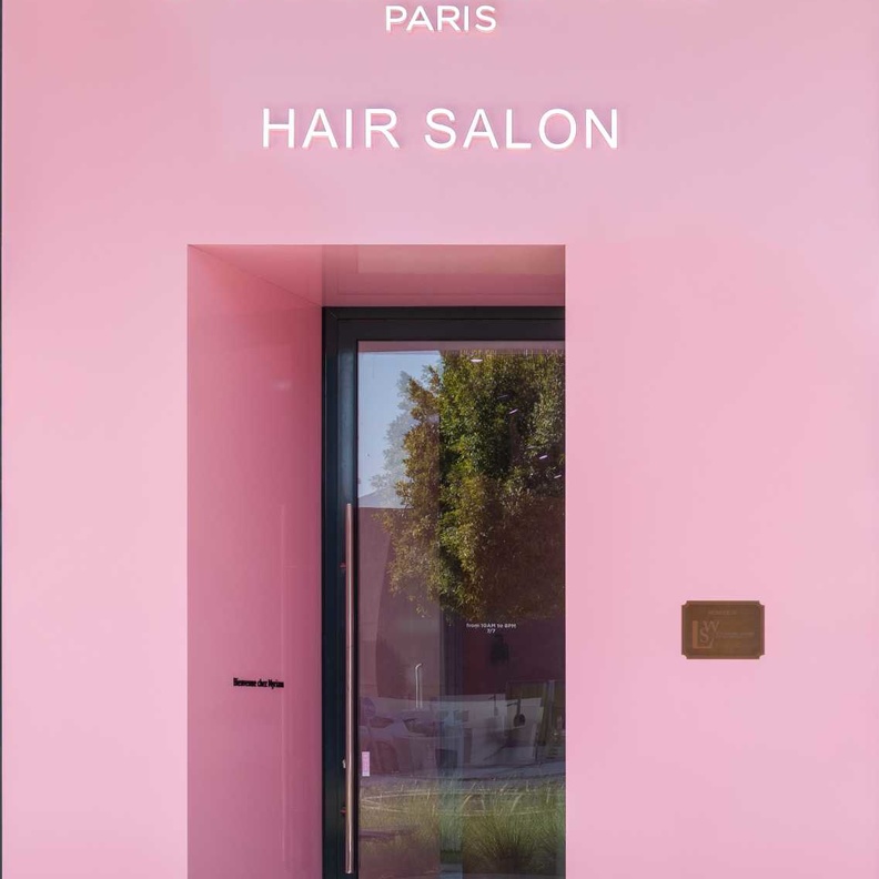 ميريام ك. باريس تفتتح أول صالة عرض اقليمية في منطقة السيتي ووك في دبي