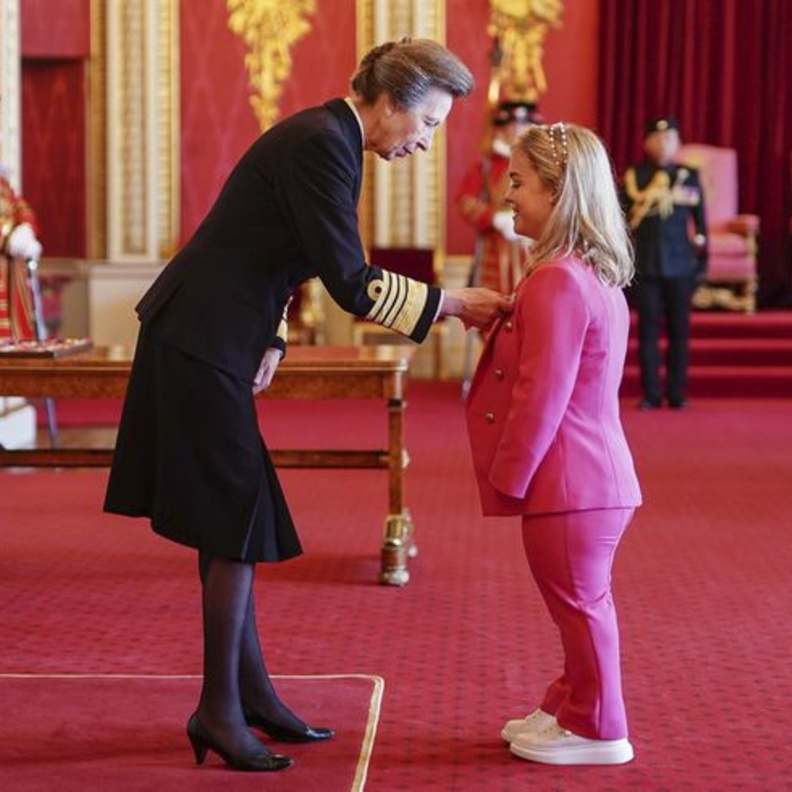 الأميرة آن تستضيف أول حفل في قصر باكنغهام