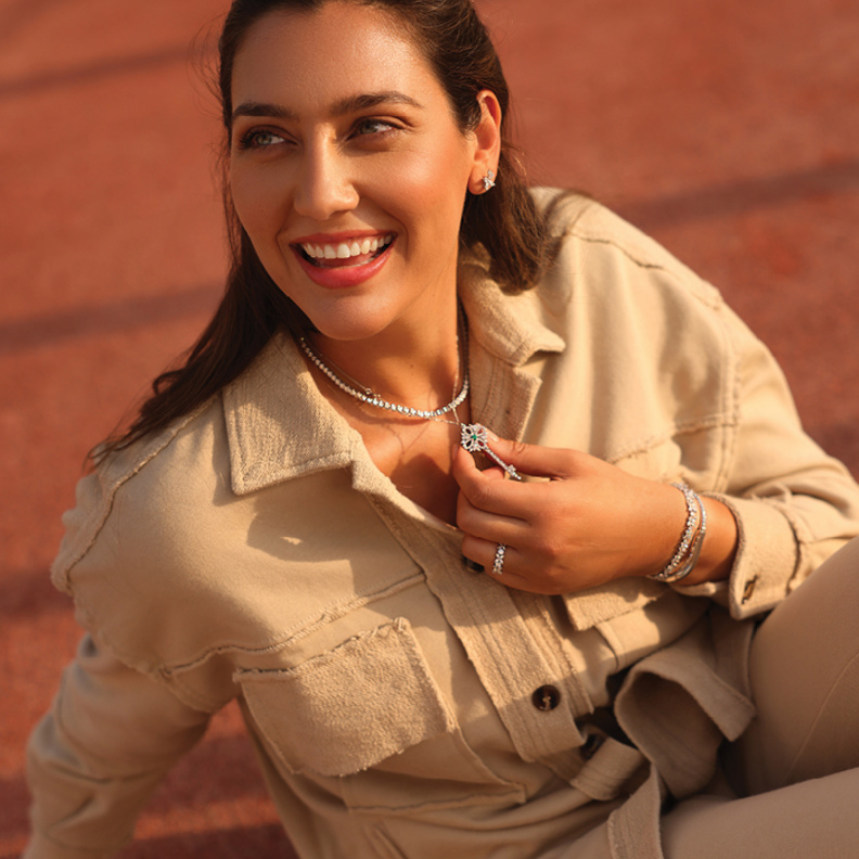 متسابقة الراليات دانية عقيل من الاتحاد السعودي للسيارات والدراجات النارية