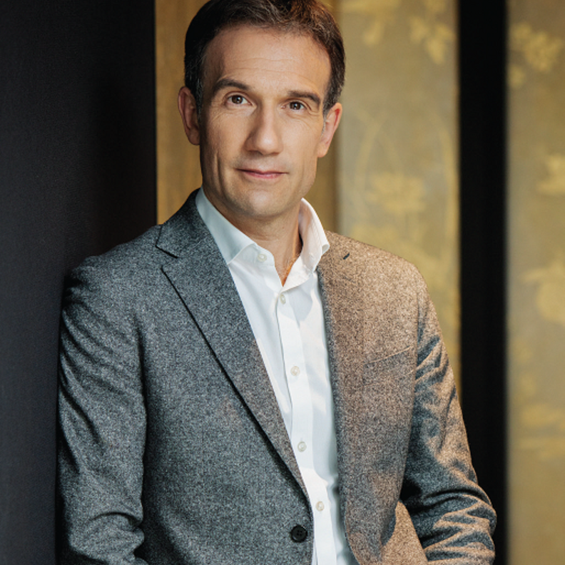 "باتريس لوجيرو" Patrice Leguér