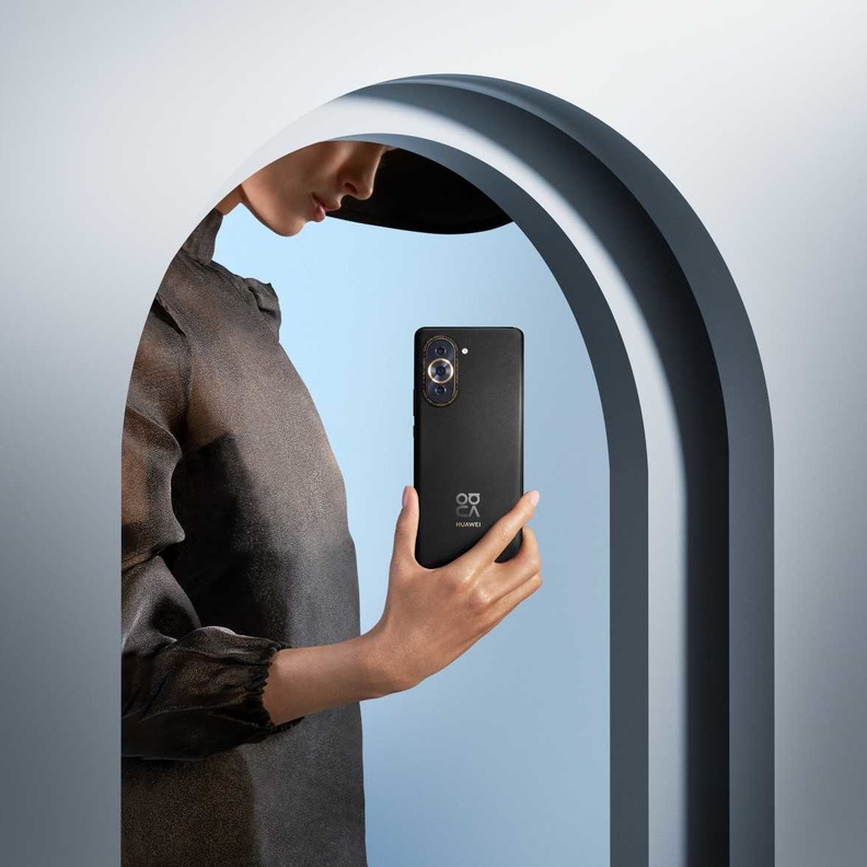 تعرف على هاتف HUAWEI nova 10 Pro الجديد: أجمل هاتف ذكي رائد وعصري مع أفضل كاميرا أمامية وأسرع شحن.