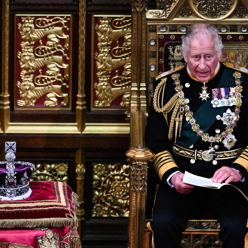 مجلس اللوردات البريطاني يناقش تعديلات قانون ولاية العرش البريطاني 