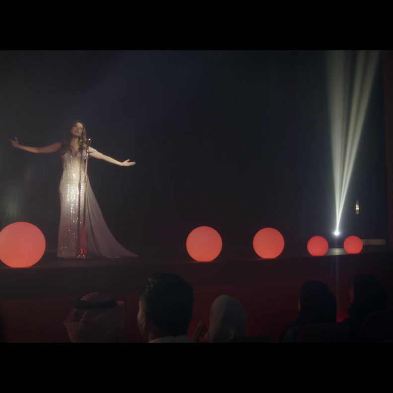 النجمة نانسي عجرم في لقطة من الإعلان 