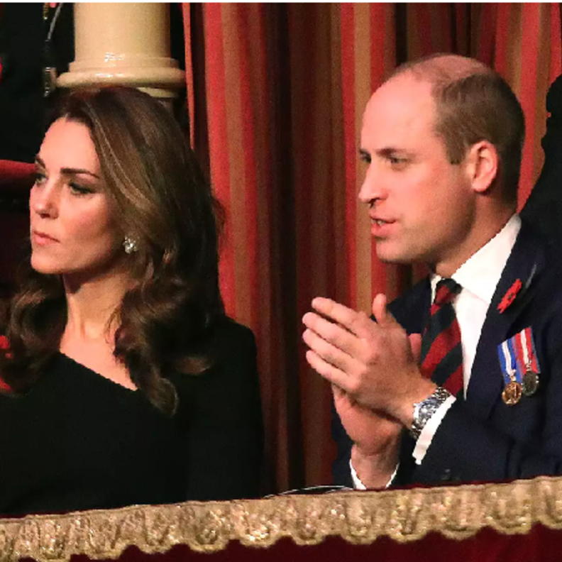 الأمير ويليام ولي عهد بريطانيا وزوجته كيت ميدلتون أميرة ويلز يستبدلا صورتهما على وسائل التواصل الاجتماعي