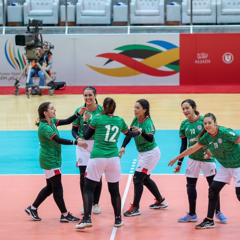 أخضر الطائرة للسيدات يستعد لمشاركته الأولى الرسمية في بطولة غرب آسيا