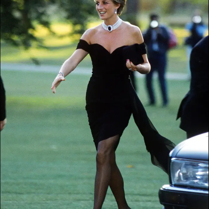 إطلالة الأميرة ديانا Princess Diana في حفل معرض غاليري