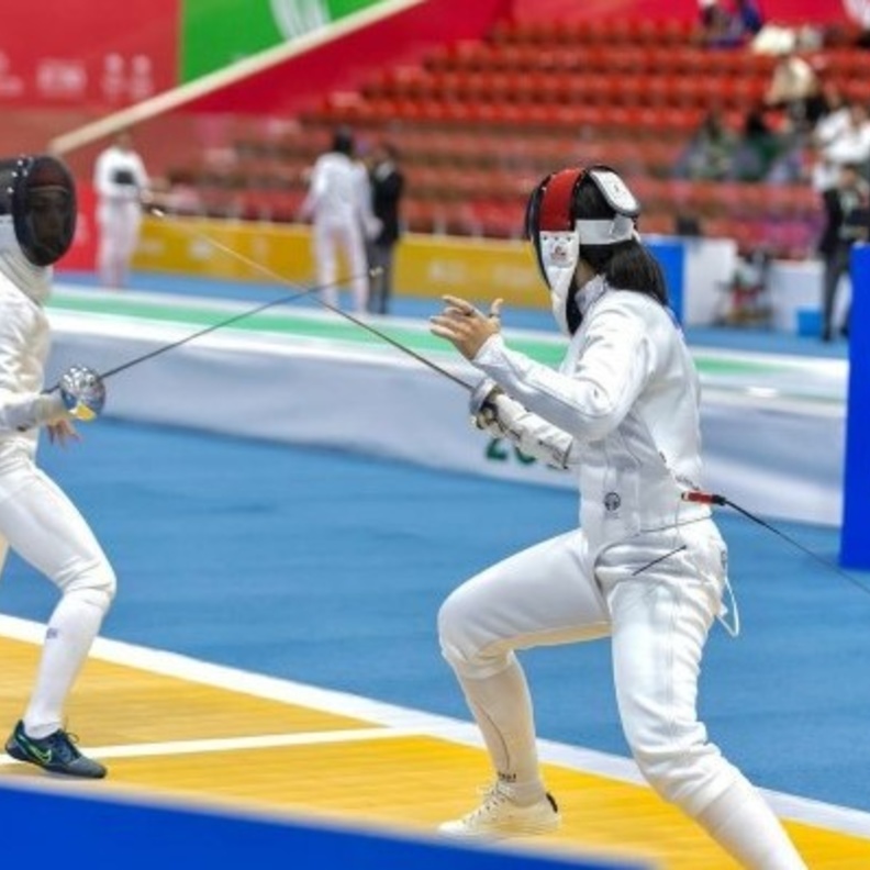 بالصور: الفائزات وأبرز المُشارِكات في منافسات المبارزة ضمن دورة الألعاب السعودية