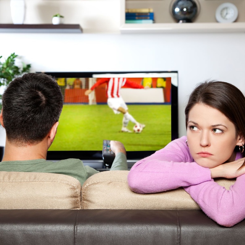 الـلاءات الـخمـس التي يسعد بها الأزواج أثناء موسم مباريات كأس العالم قطر 2022