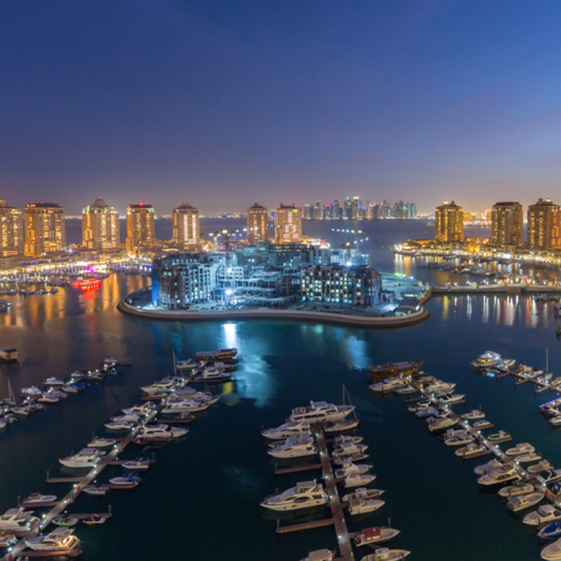 جانب من جزيرة اللؤلؤة الاصطناعية.jpg