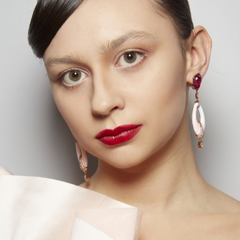 نصائح تثبيت احمر الشفاه بالطرق الطبيعية