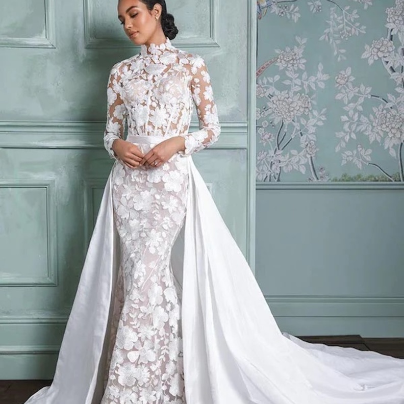 فساتين زفاف ملكية@annebarge