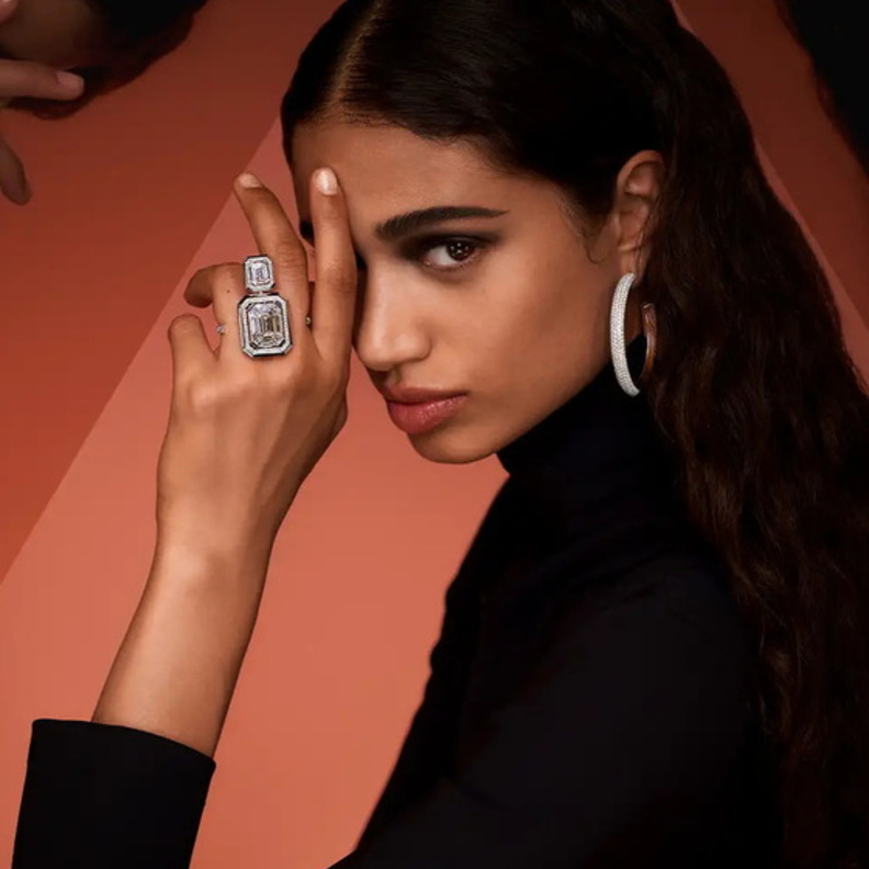 فصل اللغز الإلهي Divine Enigma (1)