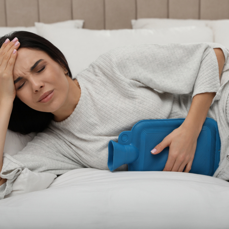 لمن تعاني من اضطرابات الدورة الشهرية.. احذري هذه الأمراض