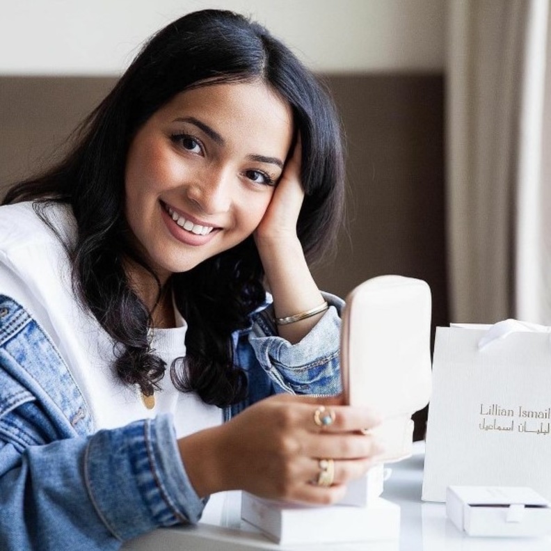 ليليان إسماعيل ضمن مصممات مجوهرات مشاركات في معرض الأزياء السعودي الصورة من تصوير بيان الصديق