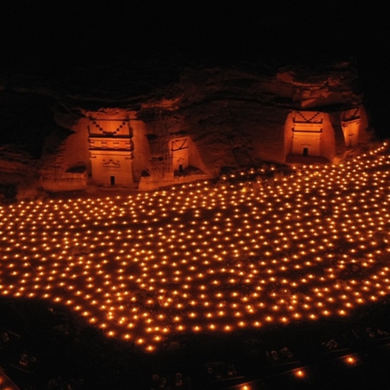 مساء الحجر سحر خاص لتجربة مميزة